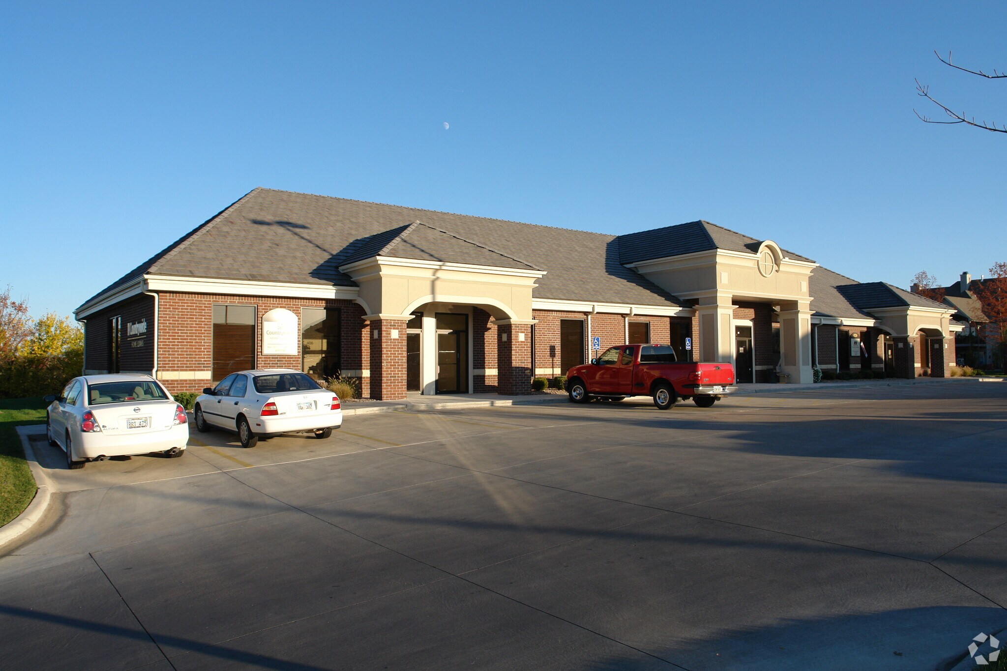 10333 E 21ST St N, Wichita, KS for sale Primary Photo- Image 1 of 1