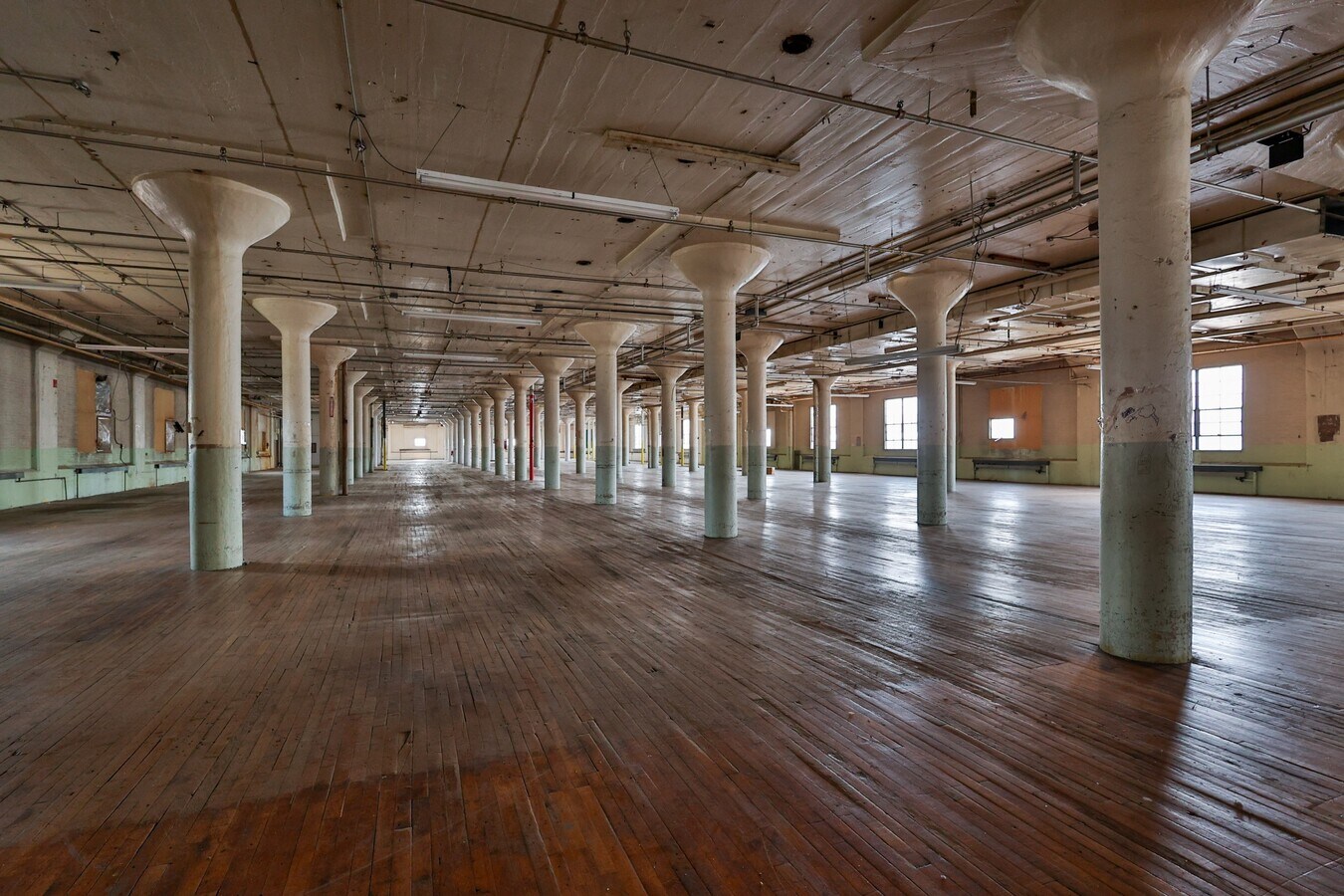 100 E Diamond Ave, Hazleton, PA 18201 Duplan Silk Mill