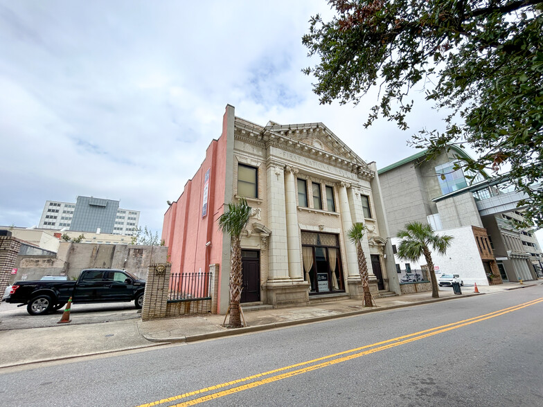 68 St Francis St, Mobile, AL for sale - Building Photo - Image 3 of 12