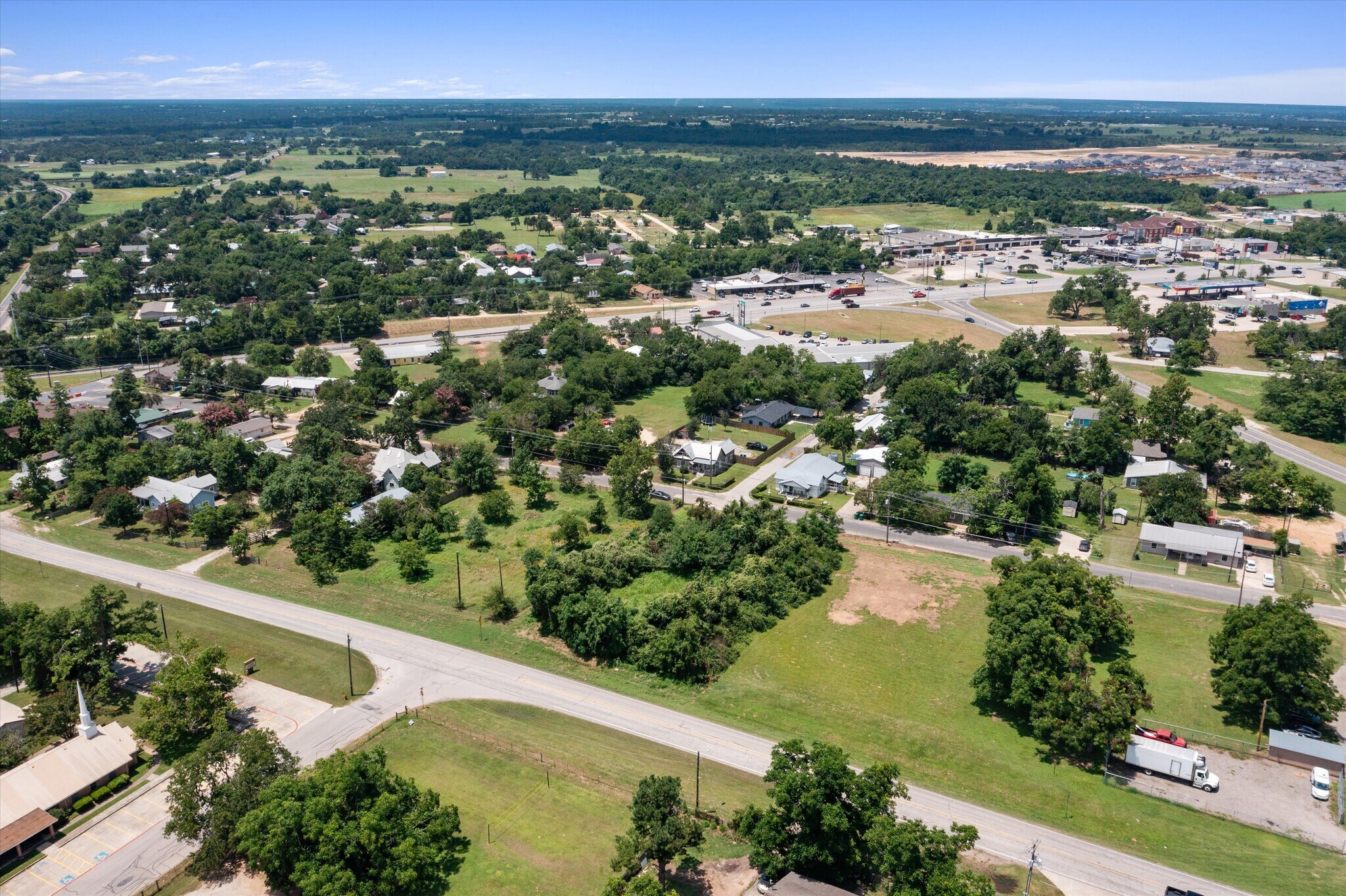621 South Avenue C, Elgin, TX for sale Aerial- Image 1 of 1