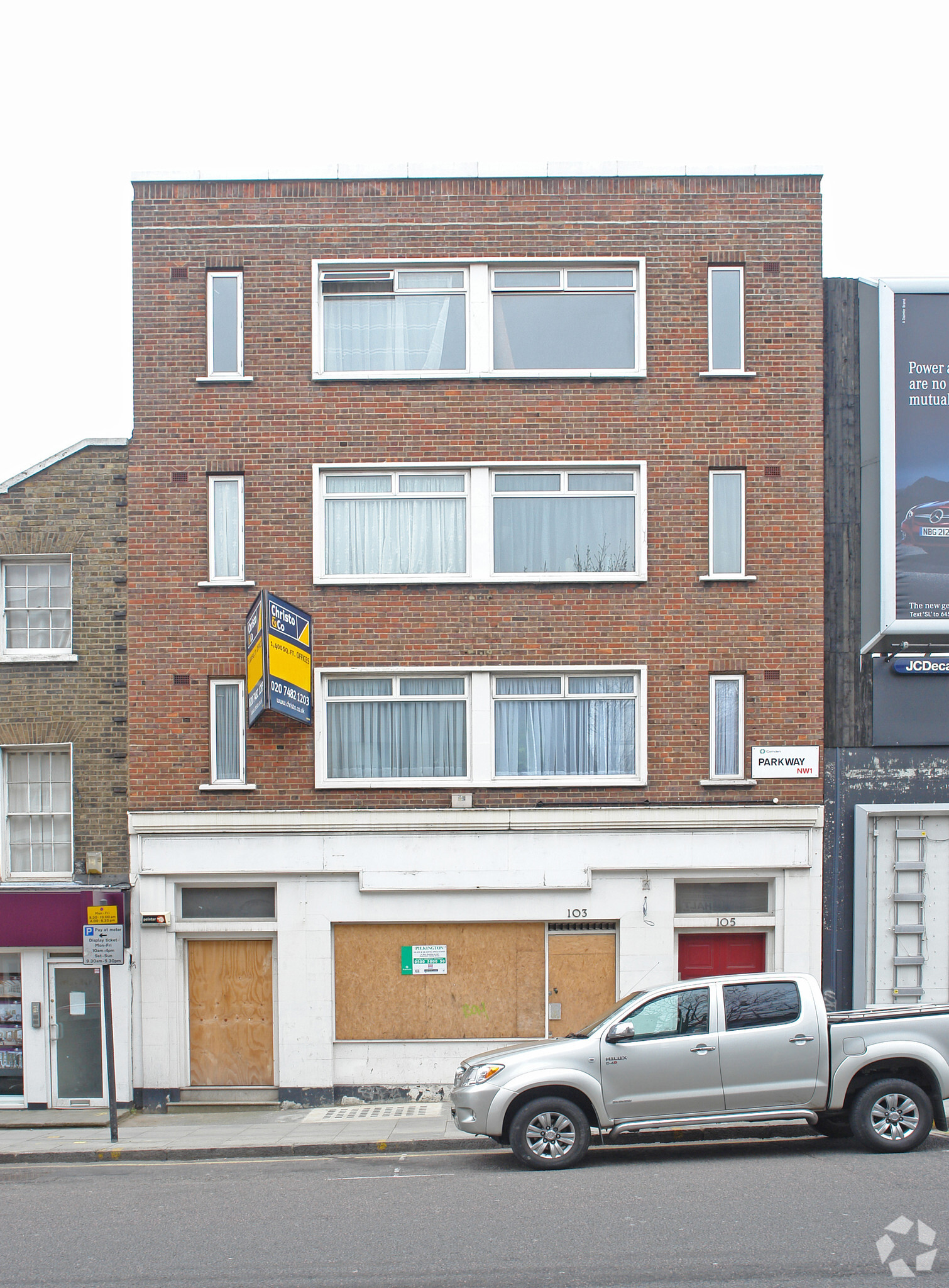 Retail in London for lease Primary Photo- Image 1 of 7