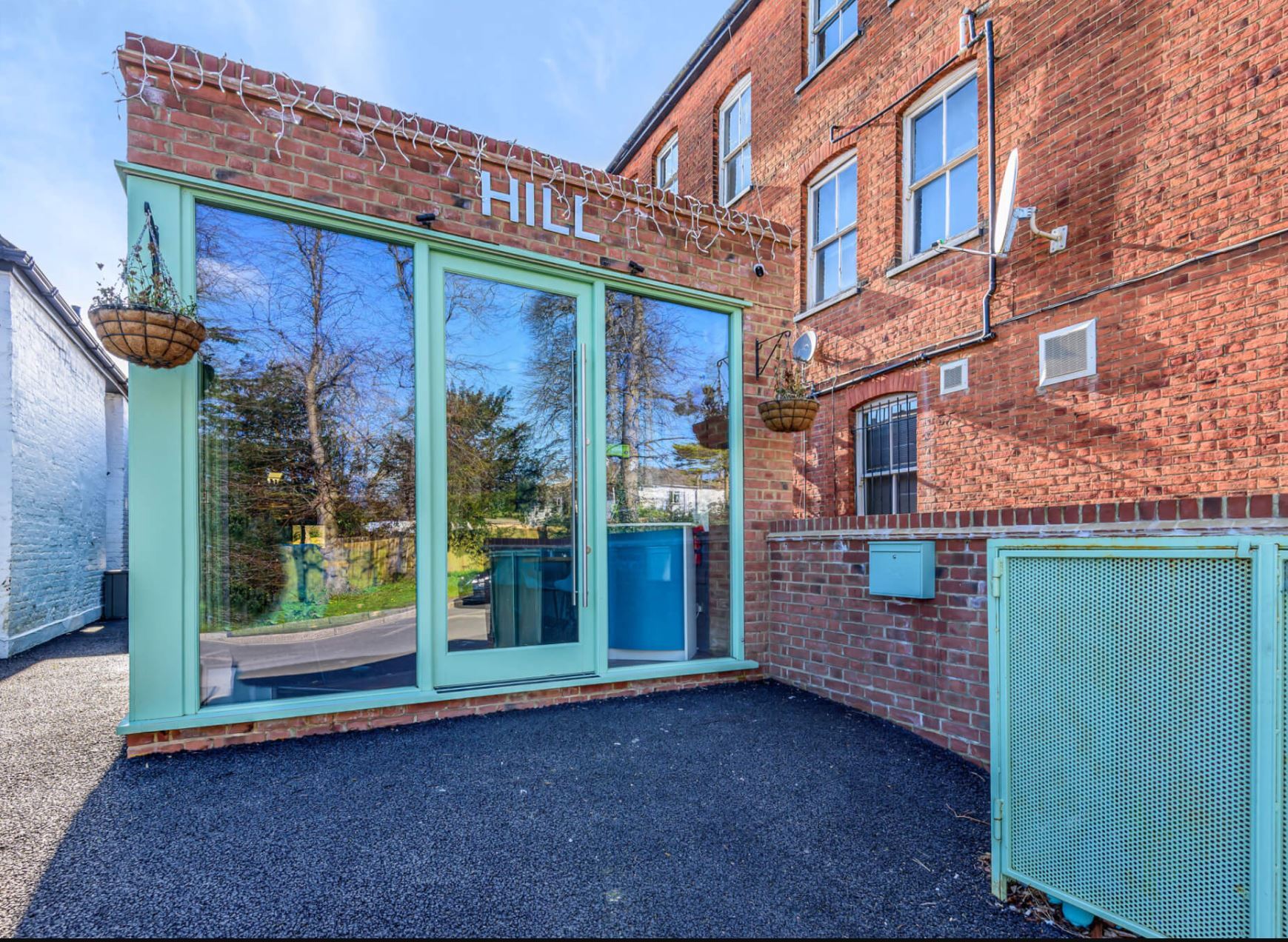 101 Stanmore, Stanmore for sale Primary Photo- Image 1 of 1