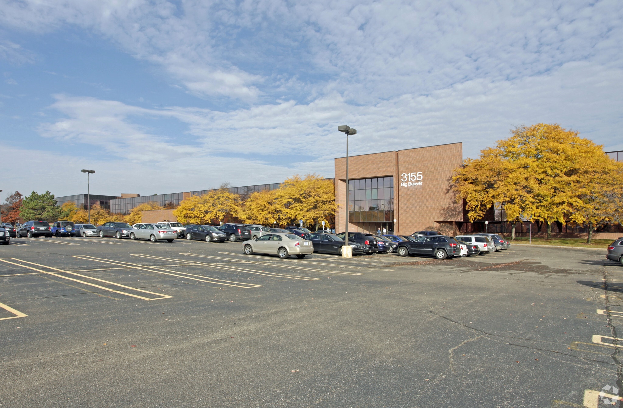 3155 W Big Beaver Rd, Troy, MI for lease Building Photo- Image 1 of 15