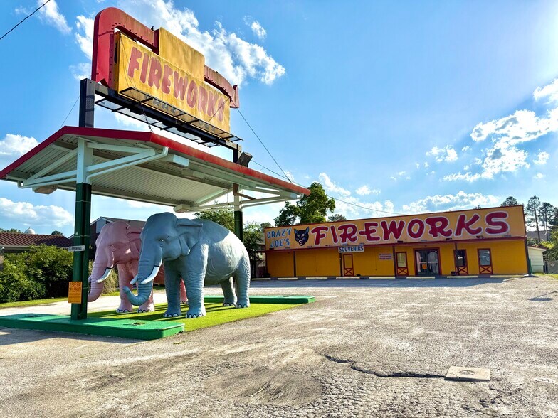 1116 Hummingbird Ln, Hardeeville, SC for sale - Building Photo - Image 1 of 24