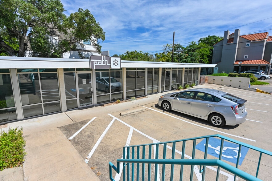 3100 S Congress Ave, Austin, TX for lease - Building Photo - Image 3 of 3