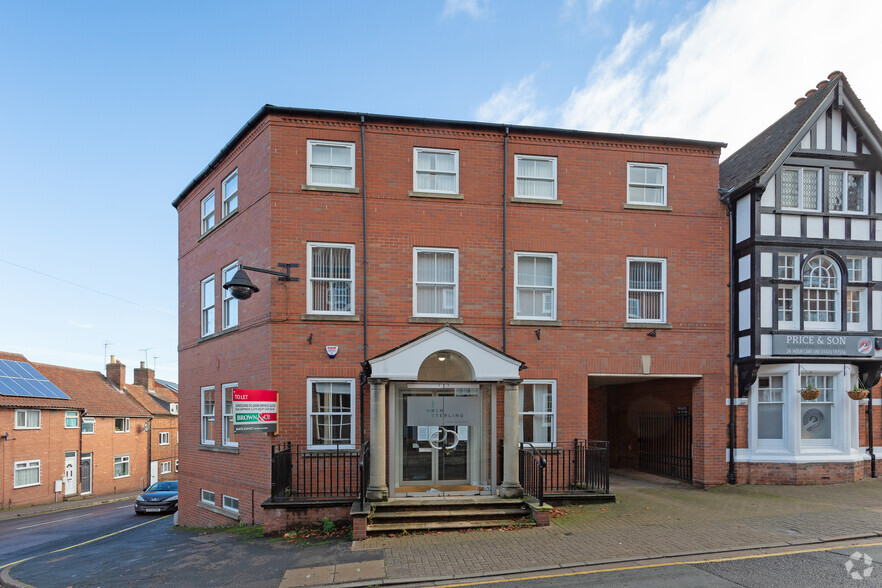 70a Castlegate, Grantham for lease - Building Photo - Image 2 of 6