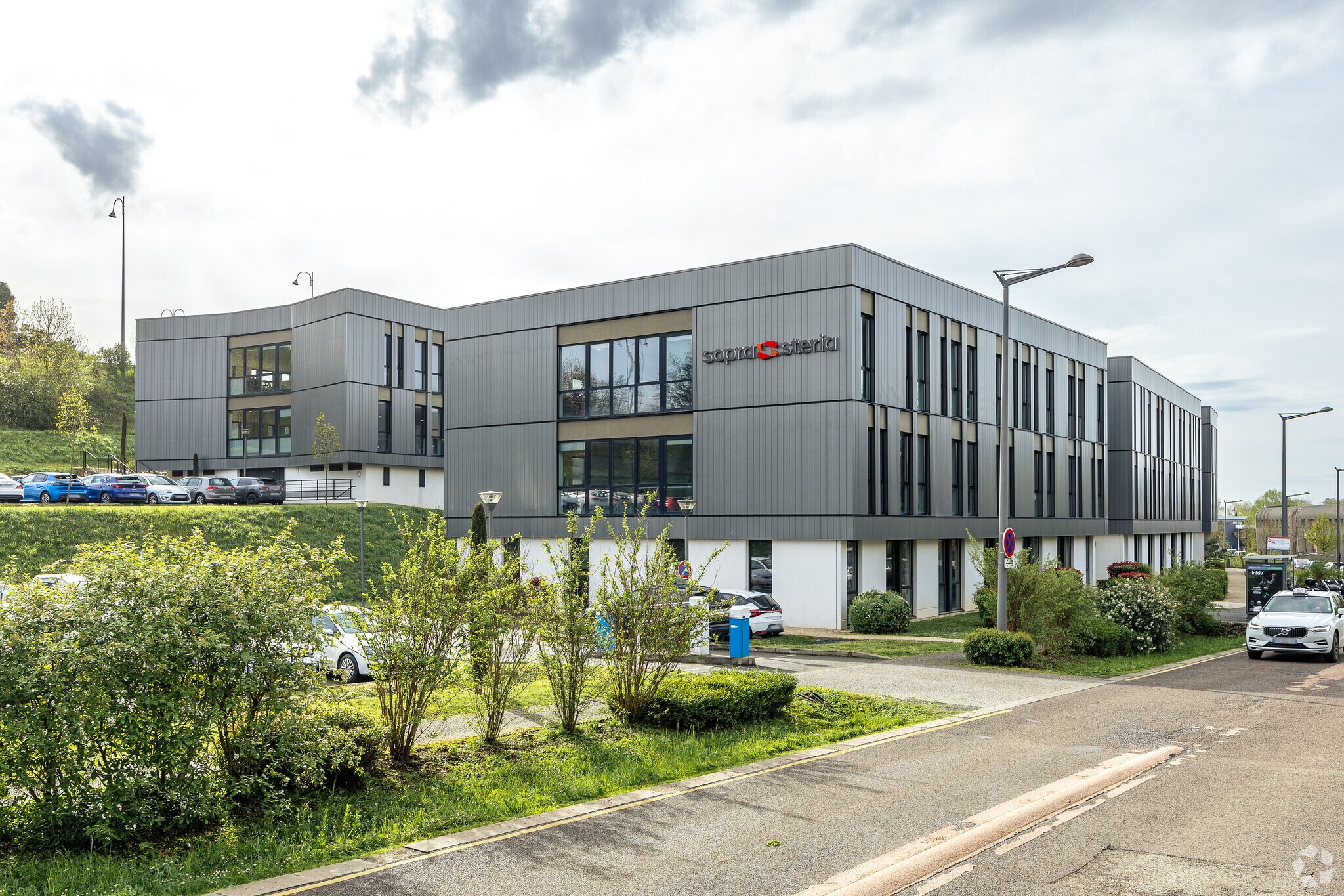 in Limonest for sale Building Photo- Image 1 of 1