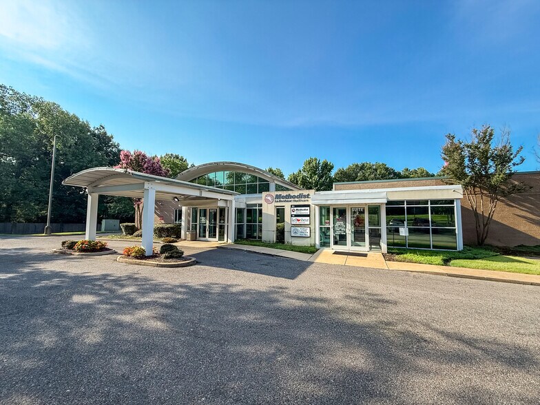 8071 Winchester Rd, Memphis, TN for lease - Building Photo - Image 3 of 4