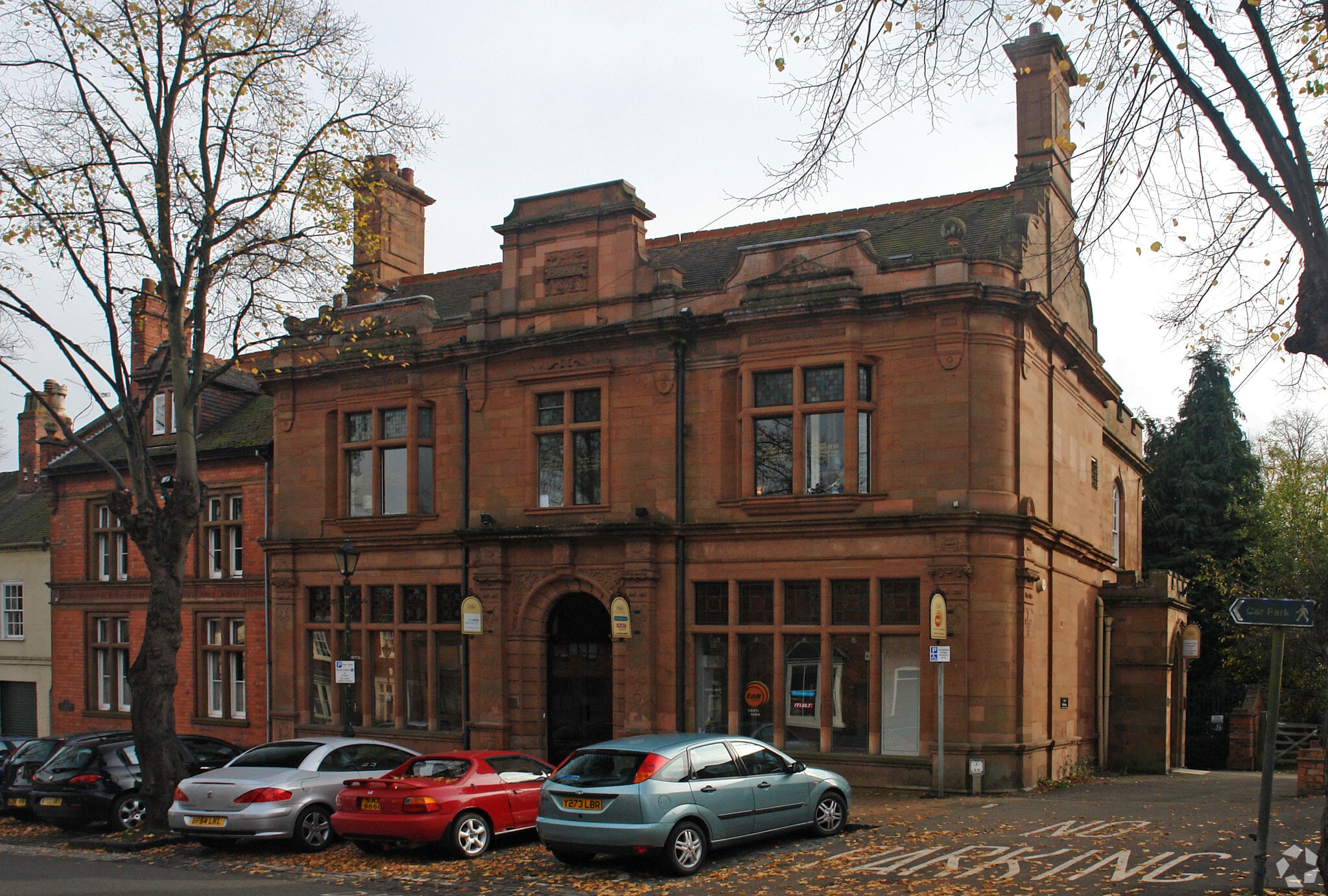 13 High St, Kenilworth for sale Primary Photo- Image 1 of 1