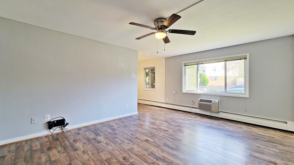 2301 6th St S, Arlington, VA for sale - Building Photo - Image 2 of 20