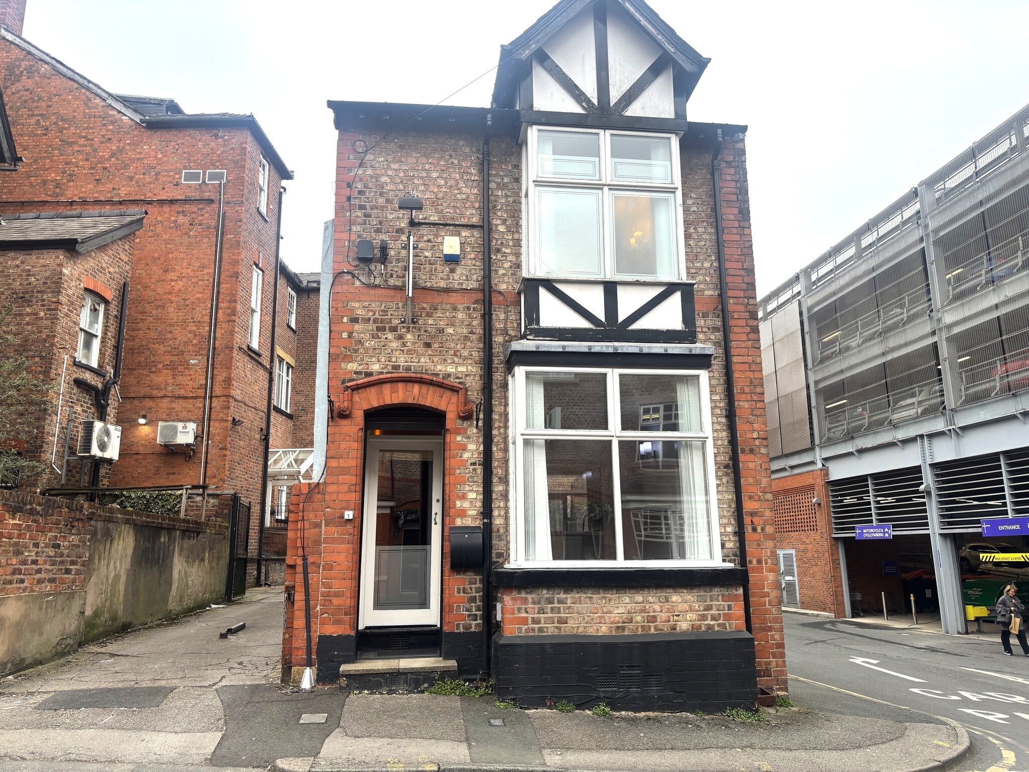 28 High St, Altrincham for sale Building Photo- Image 1 of 1