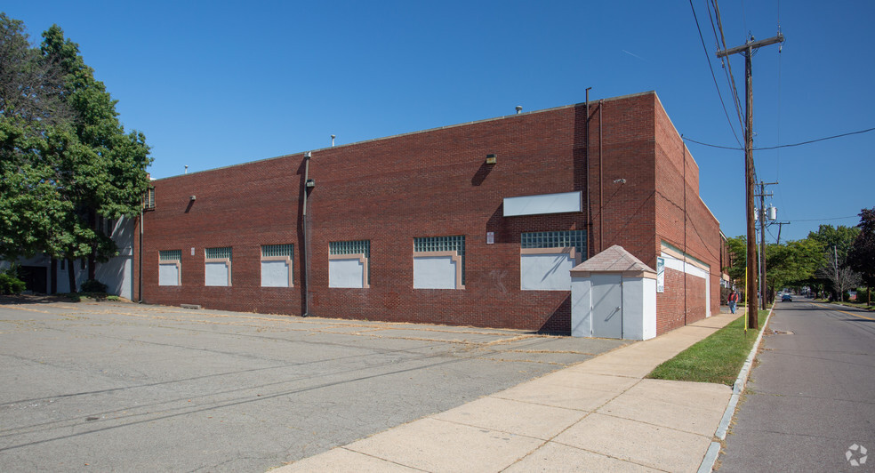 350-390 N Pennsylvania Ave, Wilkes Barre, PA for sale - Building Photo - Image 1 of 1