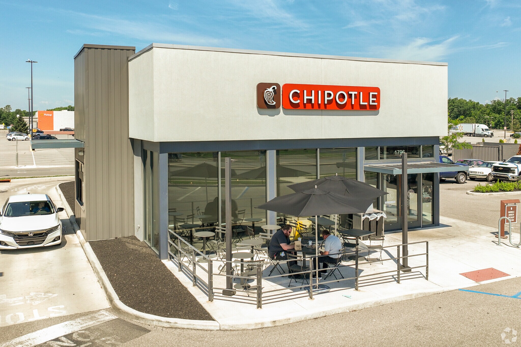 1796 N Clinton St, Defiance, OH for sale Primary Photo- Image 1 of 1