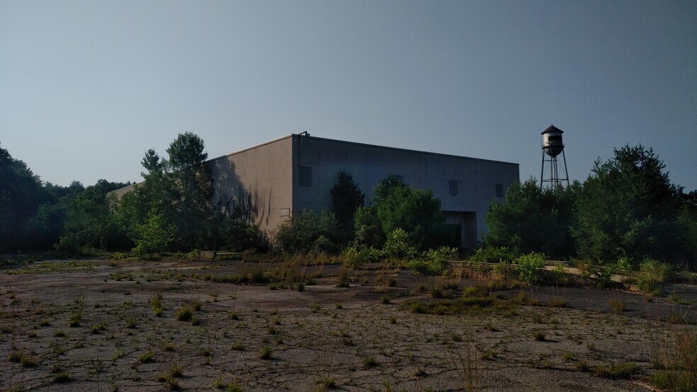 24 Holman Street, Baldwinville, MA 01436