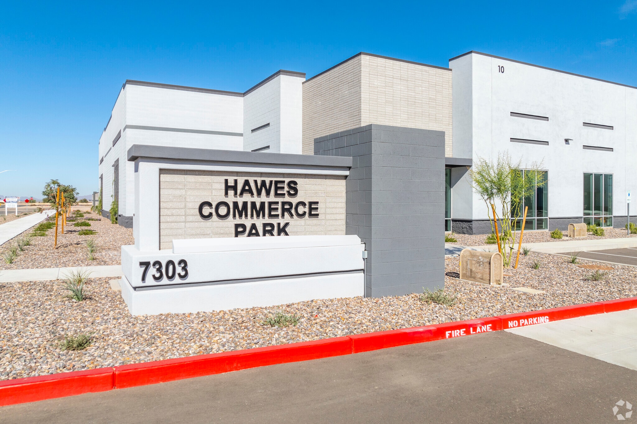 7303 S Hawes Rd, Mesa, AZ for lease Building Photo- Image 1 of 19