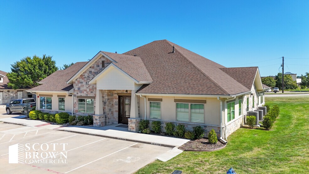 3523 Yucca Dr, Flower Mound, TX for lease - Building Photo - Image 1 of 12
