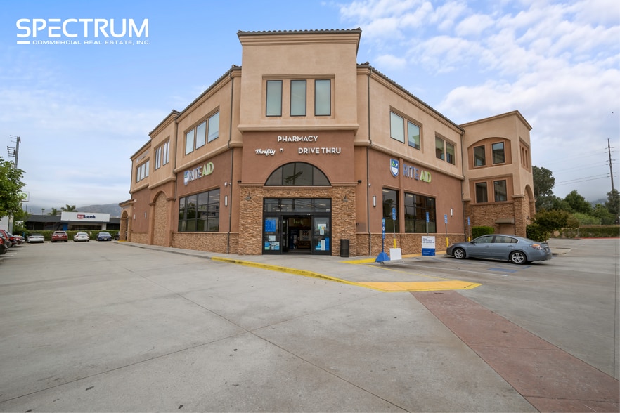 13803 Foothill Blvd, Sylmar, CA for lease - Building Photo - Image 1 of 14