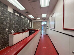 3201-3211 White Plains Rd, Bronx, NY for lease Building Photo- Image 2 of 3