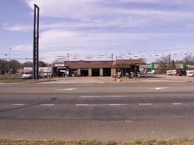 The Local Car Washes portfolio of 2 properties for sale on LoopNet.com - Primary Photo - Image 2 of 2