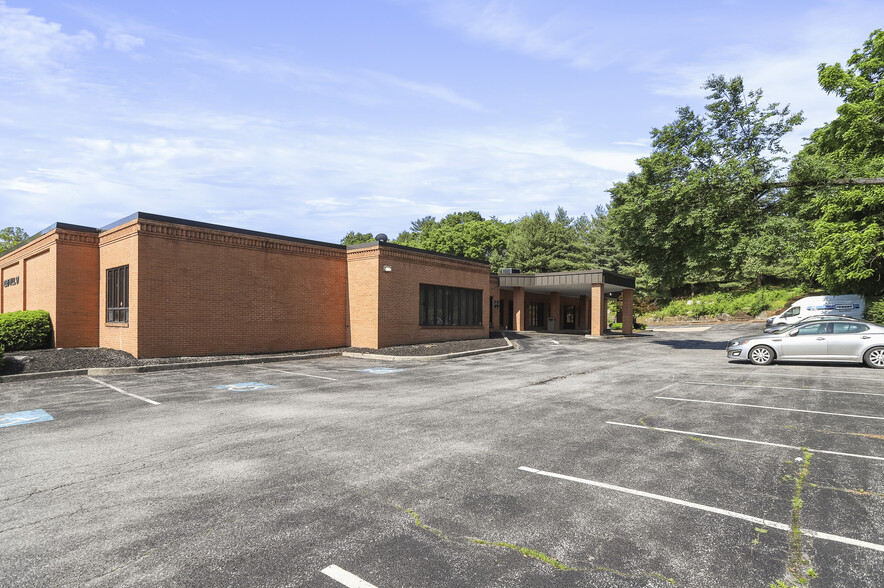 235 Mill St, Hagerstown, MD for sale - Building Photo - Image 3 of 37