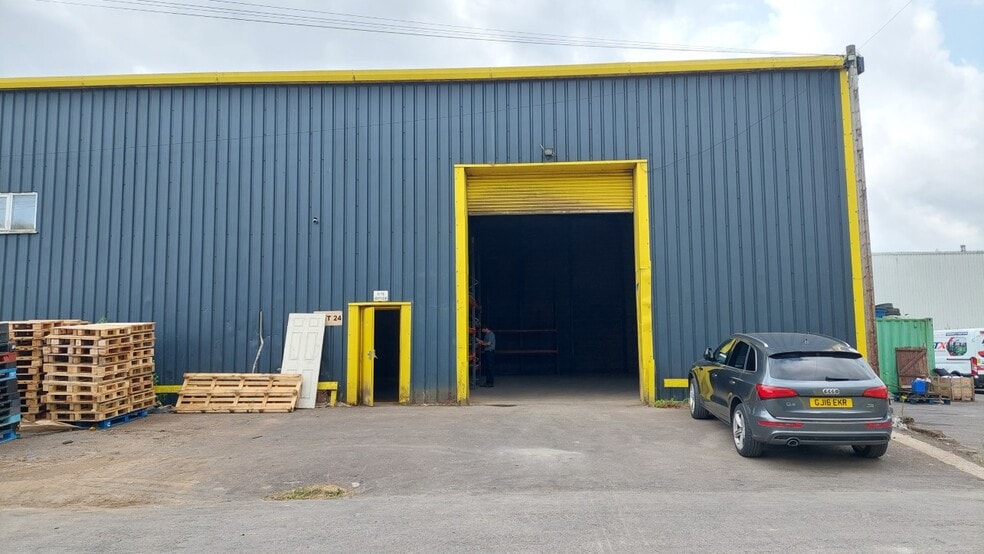 23-25 Withey Ct, Ystrad Mynach for lease - Building Photo - Image 1 of 4