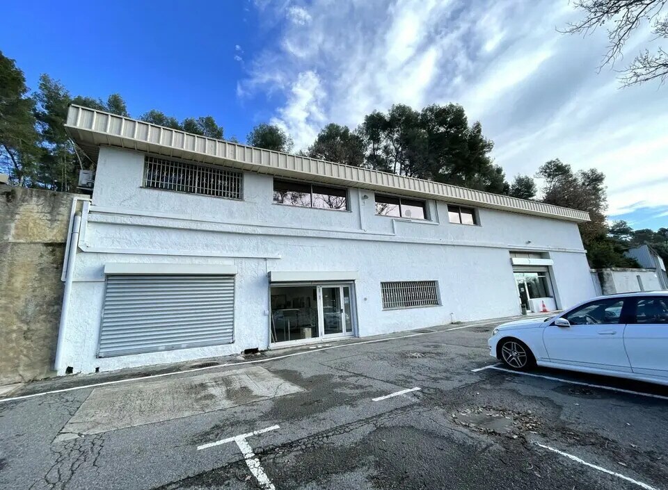 Retail in La Roquette-sur-Siagne for lease Building Photo- Image 1 of 13