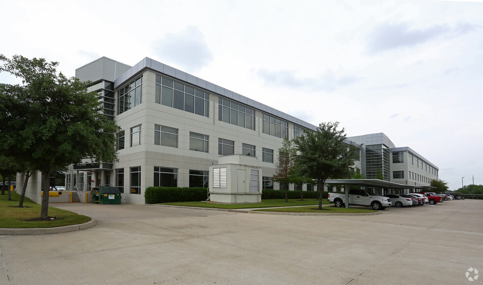 4650 Westway Park Blvd, Houston, TX for lease - Building Photo - Image 3 of 6