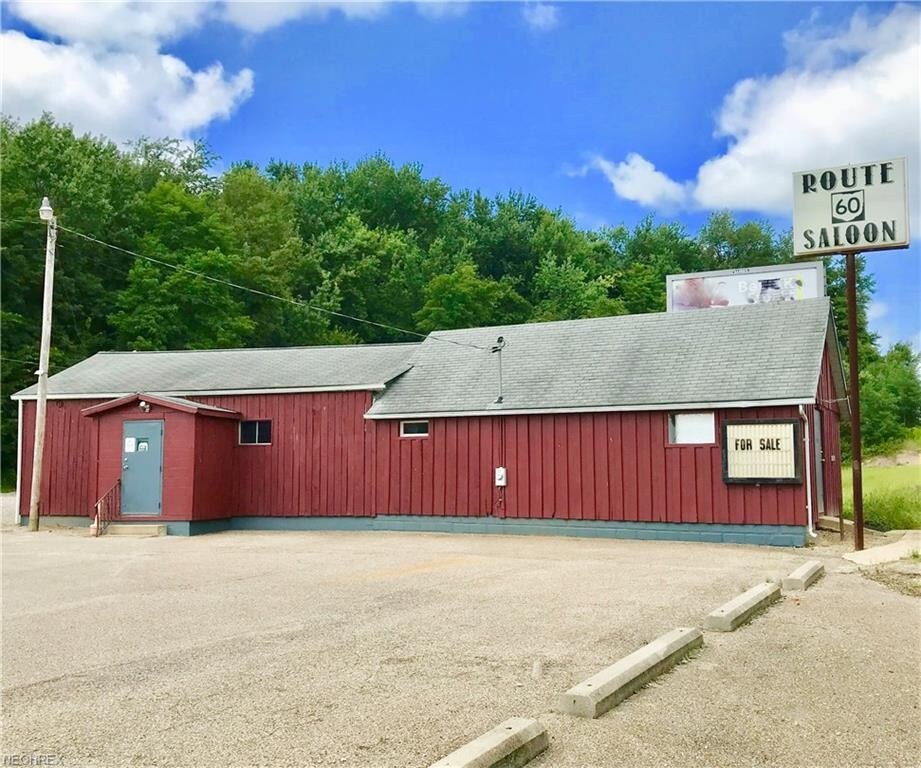 8615 Frazeysburg Rd, Dresden, OH 43821