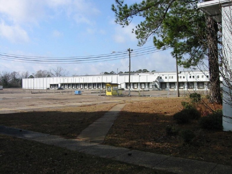 1401 Highway 13 N, Columbia, MS for sale - Primary Photo - Image 1 of 1