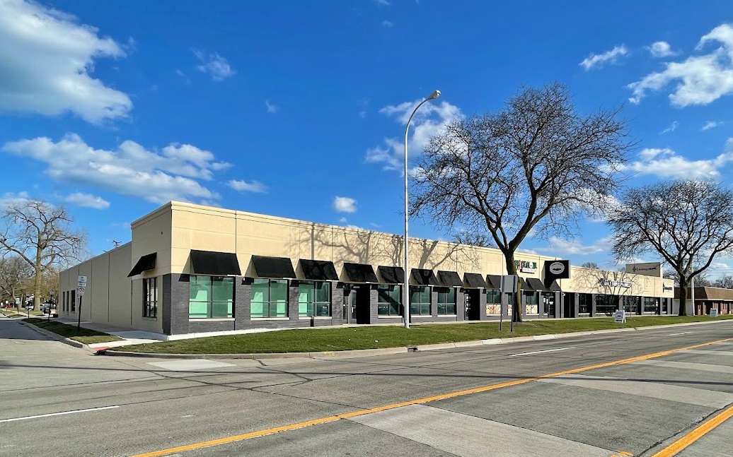 24000-24060 Harper Ave, Saint Clair Shores, MI for lease Building Photo- Image 1 of 10