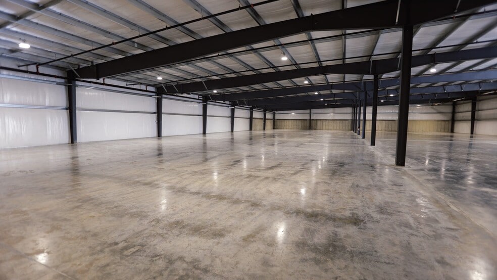 225 McRand ct, Hagerstown, MD for lease - Commercial Listing Video - Image 2 of 19