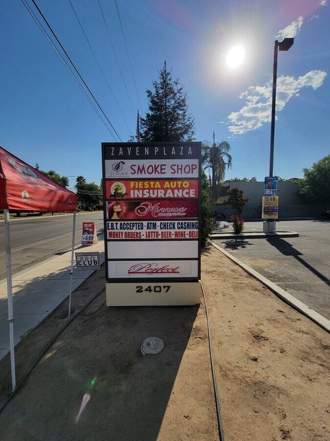 2407 Jensen Ave, Sanger, CA 93657