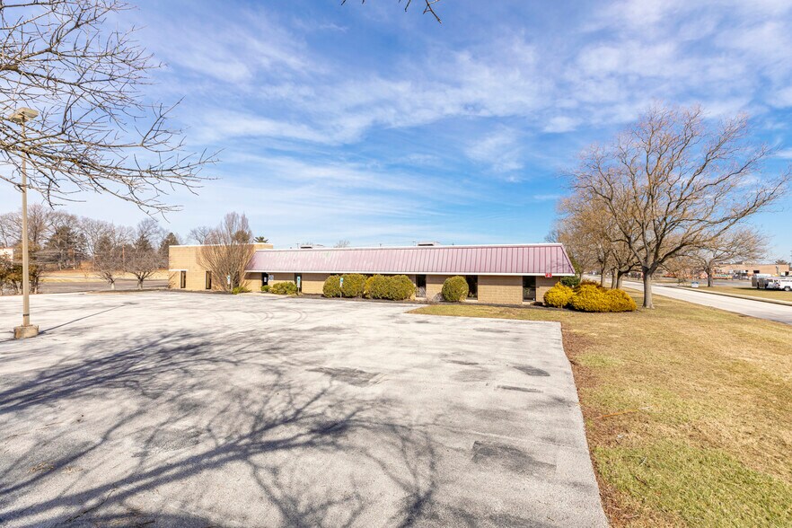 2700 Van Buren Ave, Norristown, PA for lease - Building Photo - Image 2 of 11