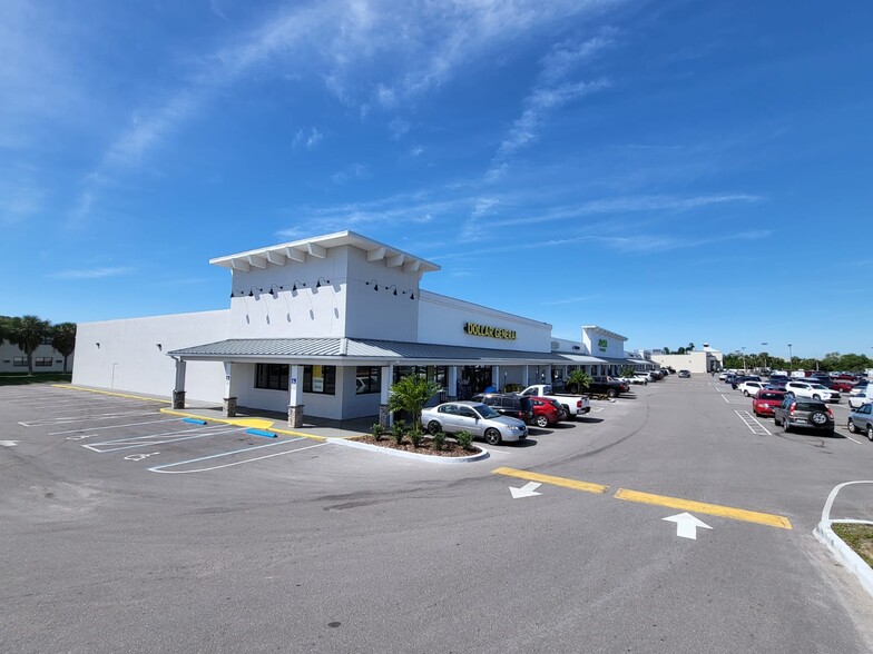 4265 Tamiami Trl, Port Charlotte, FL for lease - Building Photo - Image 2 of 7