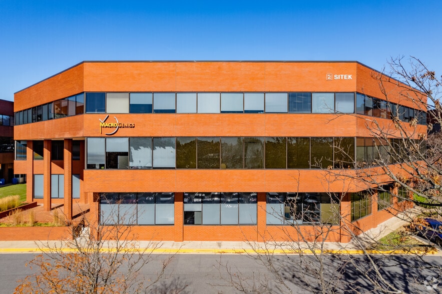 15235 Shady Grove Rd, Rockville, MD for lease - Building Photo - Image 2 of 5