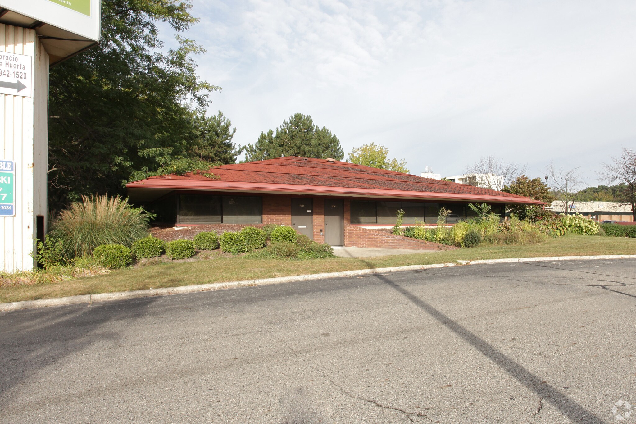 2776 Birchcrest Dr SE, Grand Rapids, MI for sale Building Photo- Image 1 of 1