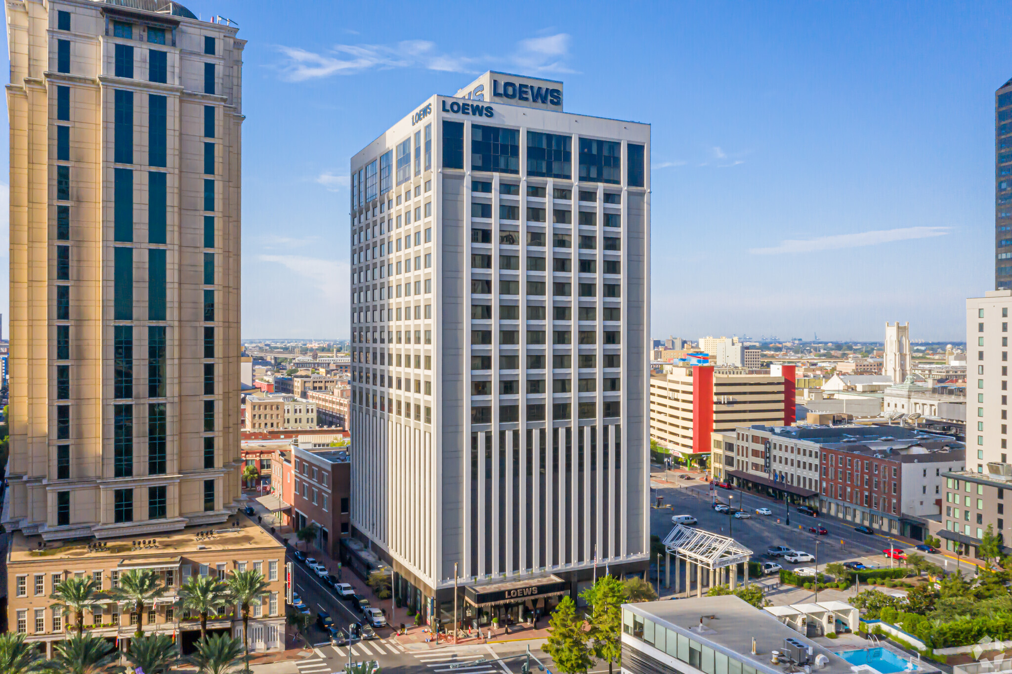 300 Poydras St, New Orleans, LA for sale Primary Photo- Image 1 of 1