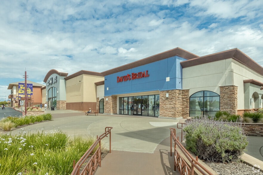 Ridge at Creekside portfolio of 2 properties for sale on LoopNet.com - Primary Photo - Image 2 of 2