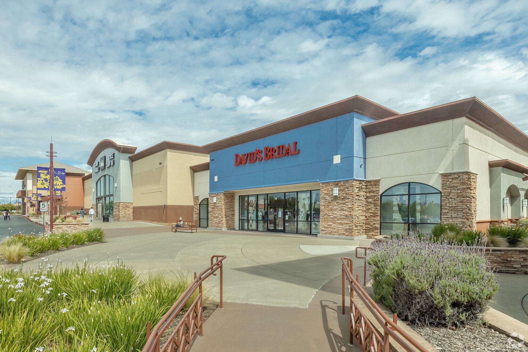 1140-1152 Galleria Blvd, Roseville, CA for sale Primary Photo- Image 1 of 6