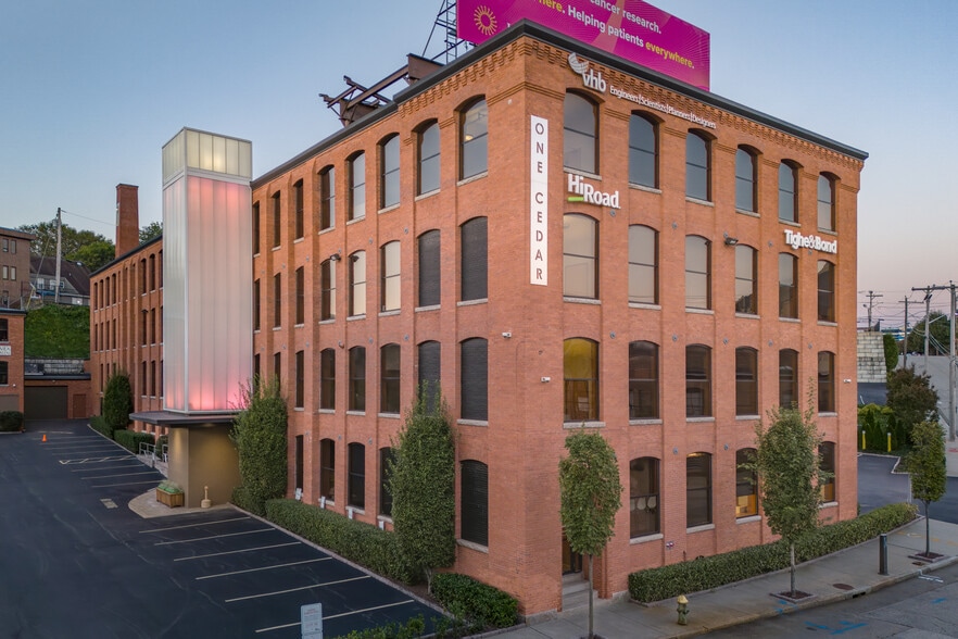 West Exchange Center - Loft