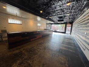 10 SW 3rd St, Lee's Summit, MO for sale Interior Photo- Image 2 of 7