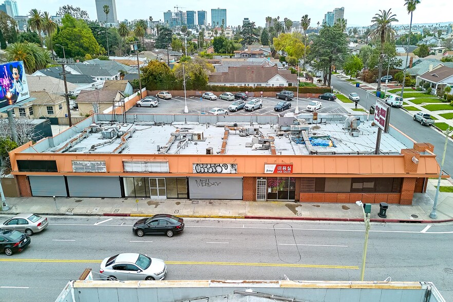 4416-4430 Beverly Blvd, Los Angeles, CA for lease - Building Photo - Image 3 of 23