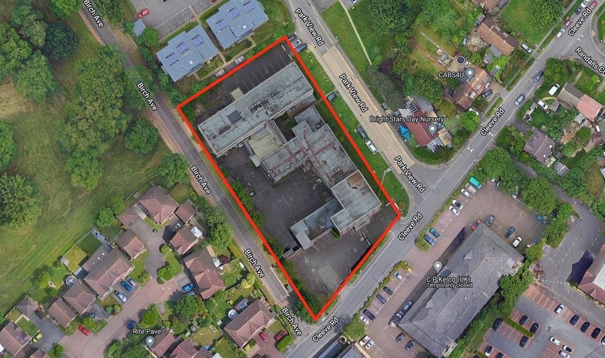 Cleeve Rd, Leatherhead for lease Building Photo- Image 1 of 2