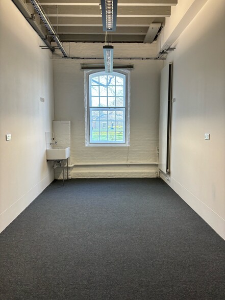 The Historic Dockyard, Chatham for lease - Building Photo - Image 3 of 6