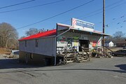 214 E Trade St, Dallas NC - Retail Space
