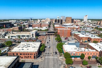 801 E Douglas Ave, Wichita, KS - AERIAL  map view