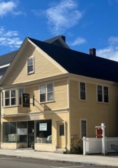 95 Commonwealth Ave, Concord, MA for sale - Building Photo - Image 3 of 11