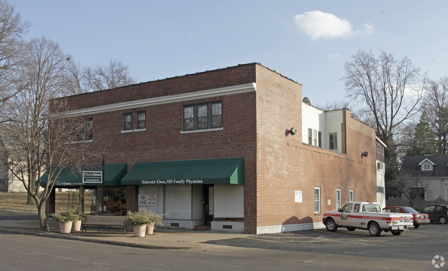 140142 E Lockwood Ave, Webster Groves, MO 63119