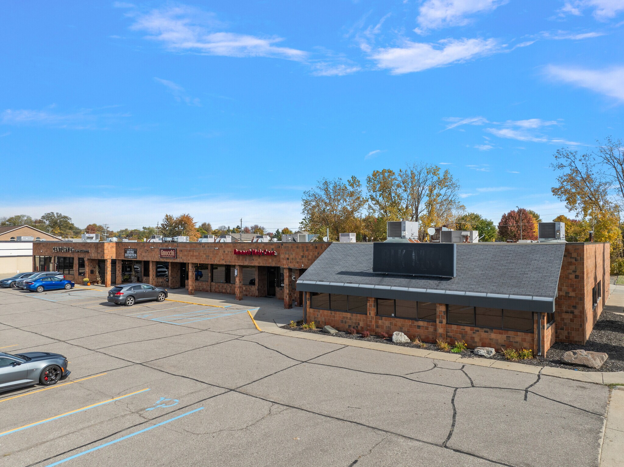 41560-41660 Garfield Rd, Mount Clemens, MI for sale Primary Photo- Image 1 of 1