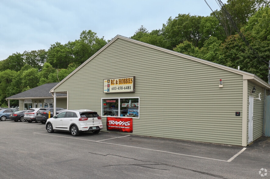 11 Rockingham Rd, Windham, NH for lease - Building Photo - Image 3 of 3